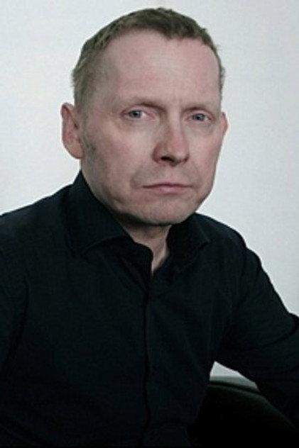 Michael Kreihsl - Actor Profile Photo
