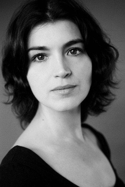 Claire Garvey - Actor Profile Photo
