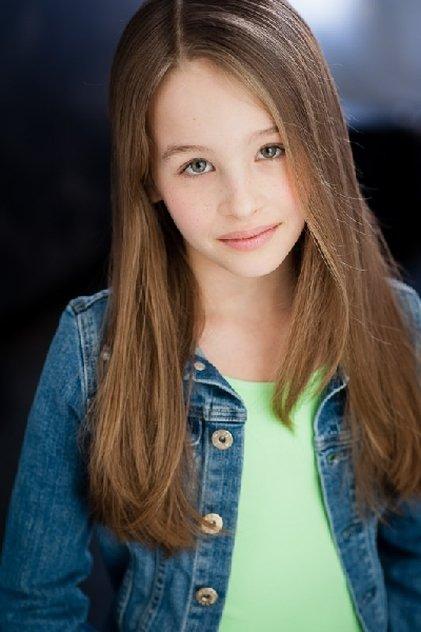 Chelsea Miller - Actor Profile Photo