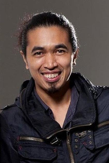 Max Celada - Actor Profile Photo