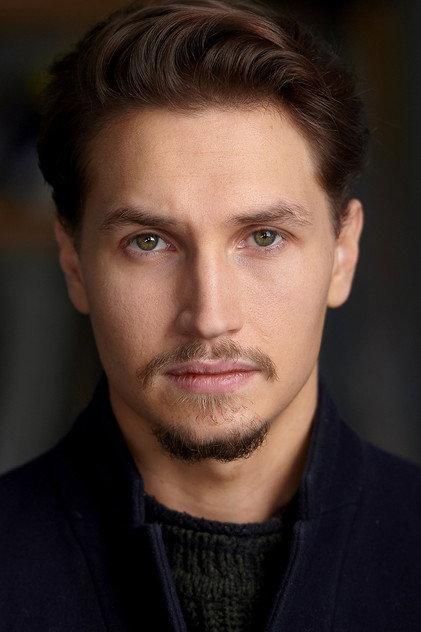 James Warren Raynard - Actor Profile Photo