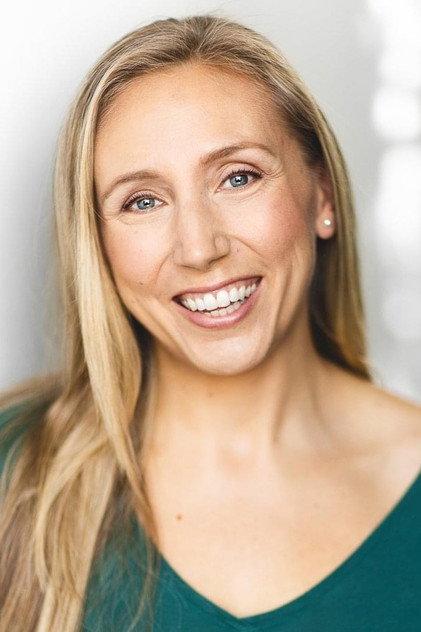 Freya Ravensbergen - Actor Profile Photo