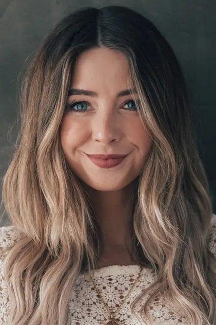 Zoë Sugg - Actor Profile Photo