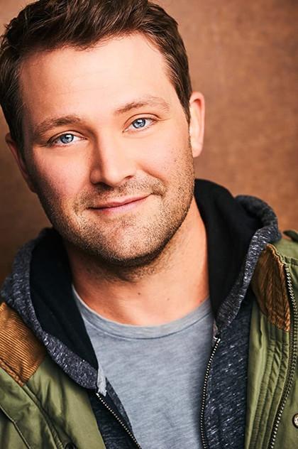 Matt Lowe - Actor Profile Photo