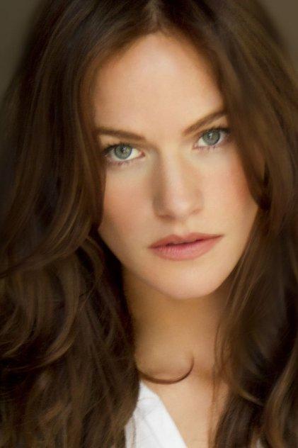 Kelly Overton - Actor Profile Photo