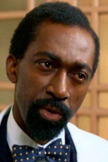 Louis Mahoney - Actor Profile Photo