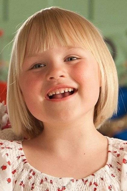 Nora Amundsen - Actor Profile Photo