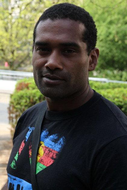 Yann Hnautra - Actor Profile Photo