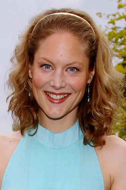Tessa Mittelstaedt - Actor Profile Photo