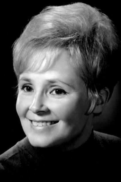 Ève Gagnier - Actor Profile Photo
