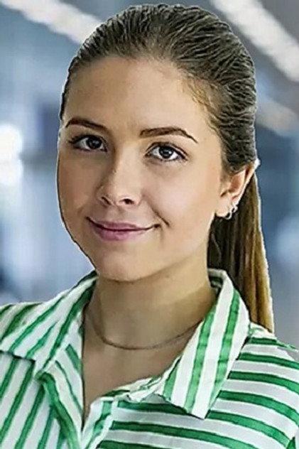 Thea Nicole Sloreby - Actor Profile Photo