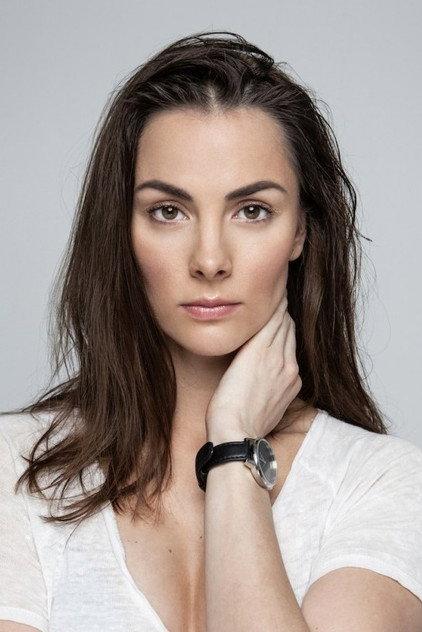 Maiken Pius - Actor Profile Photo