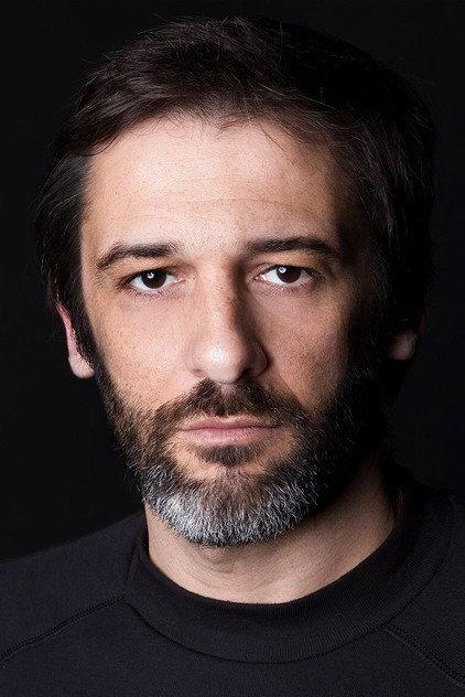Emanuel Arada - Actor Profile Photo