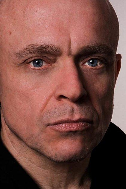 Gary Hailes - Actor Profile Photo