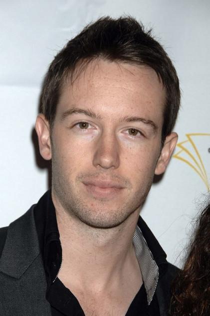 Dustin Fitzsimons - Actor Profile Photo