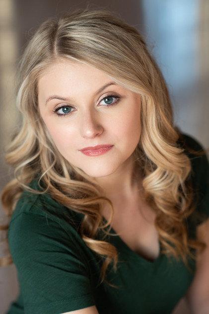 Emily Sue Bengtson - Actor Profile Photo