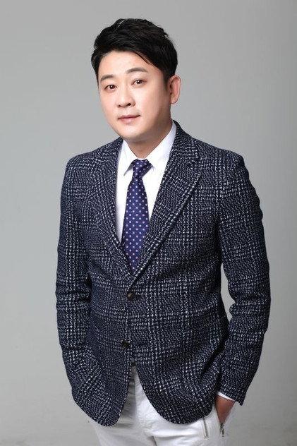 Yoo Dong-kyun - Actor Profile Photo