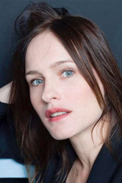 Lara Menini - Actor Profile Photo