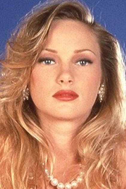 Roxanne Blaze - Actor Profile Photo