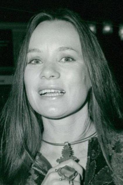 Estelle Kohler - Actor Profile Photo