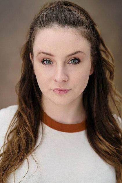 Ali Dusinberre - Actor Profile Photo