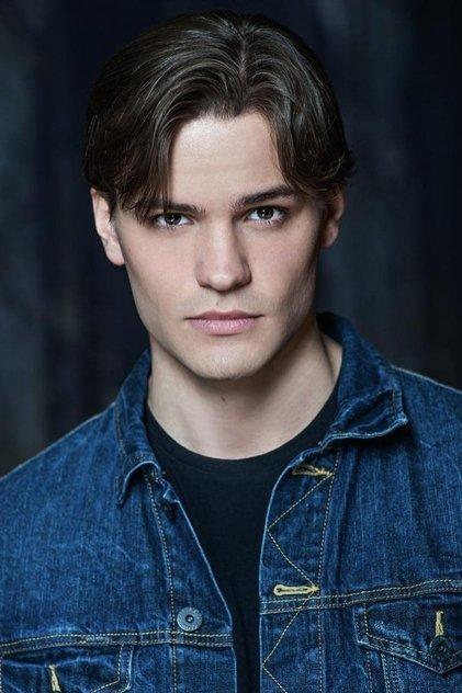 Mika Amonsen - Actor Profile Photo