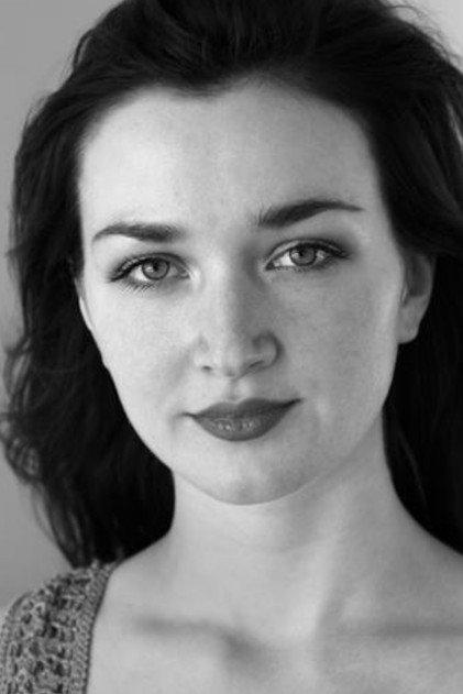 Amy Molloy - Actor Profile Photo