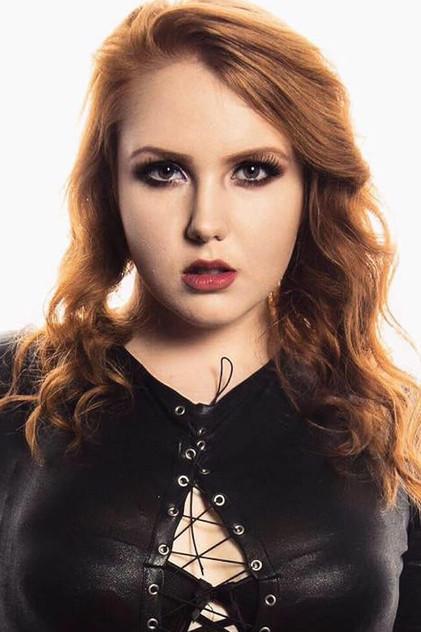 Lucy Gibbs - Actor Profile Photo