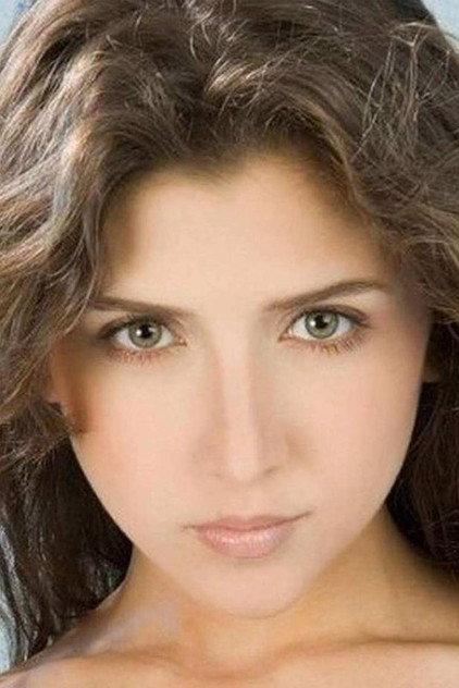 Yelena Maciel - Actor Profile Photo