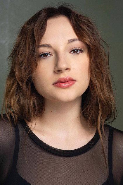 Ellen Woomer - Actor Profile Photo