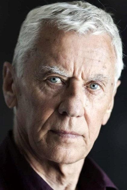 Paul Hüttel - Actor Profile Photo