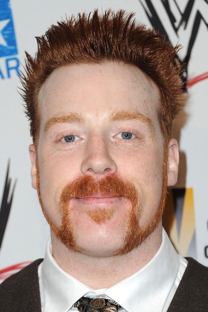 Stephen Farrelly - Actor Profile Photo