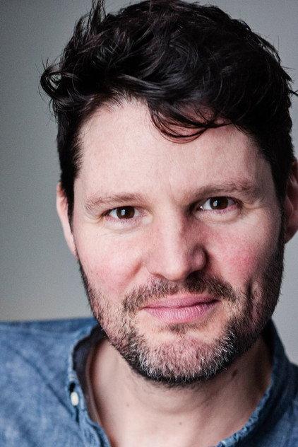 Theo Fraser Steele - Actor Profile Photo