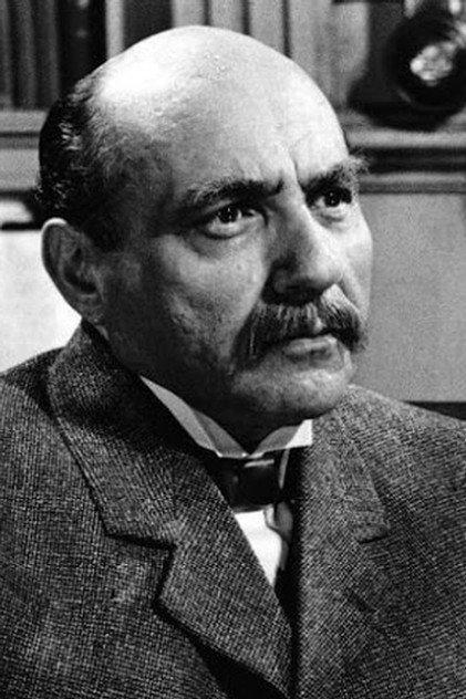 Peter Illing - Actor Profile Photo