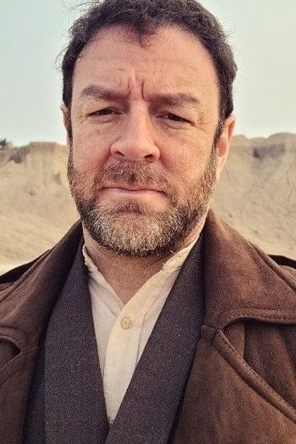 Paul Battle - Actor Profile Photo