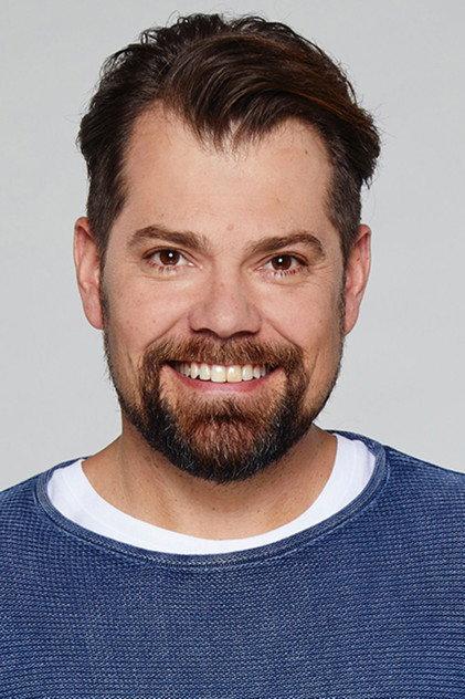 Daniel Fehlow - Actor Profile Photo