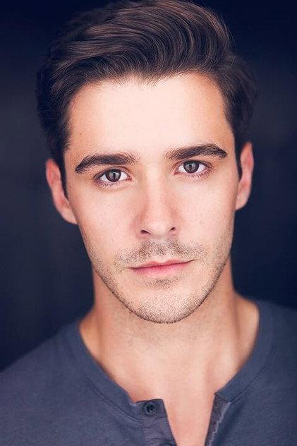 Daniel Reece - Actor Profile Photo