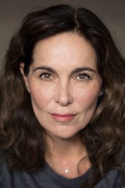 Fiona Dolman - Actor Profile Photo