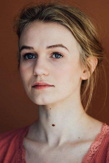Leonie Wesselow - Actor Profile Photo