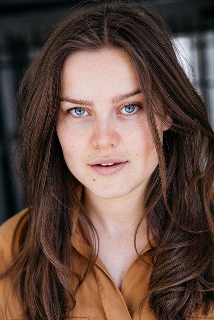 Eline Grødal - Actor Profile Photo