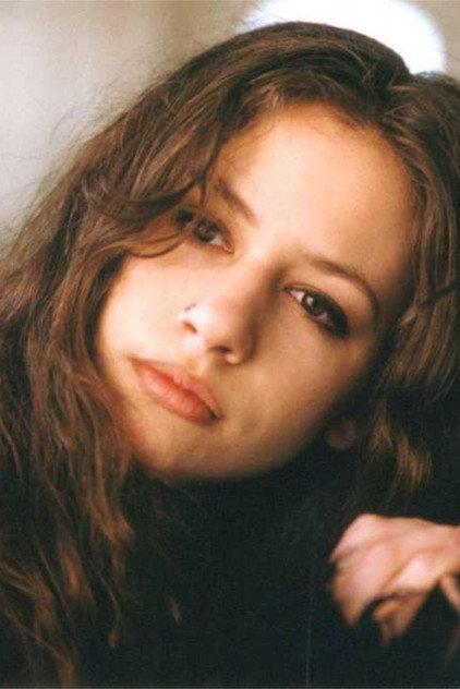 Anna Rombach - Actor Profile Photo