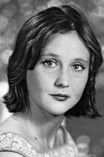 Mikaela Drozdovskaya - Actor Profile Photo