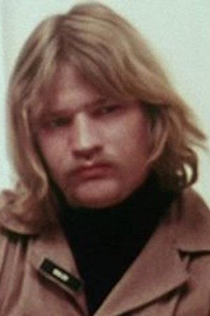 Cal Kuniholm - Actor Profile Photo