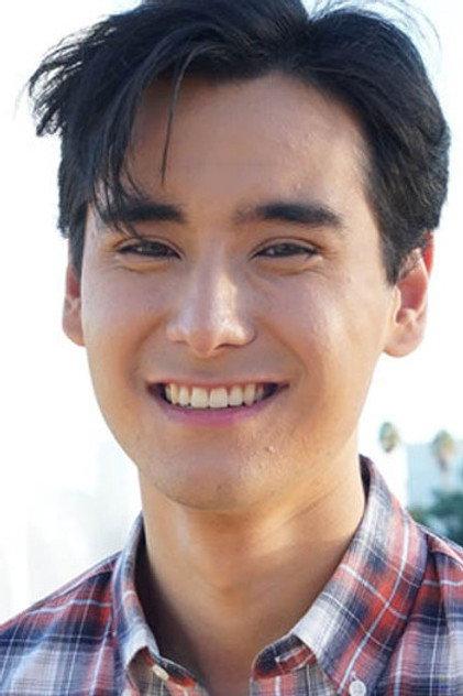 Ellis Gage - Actor Profile Photo