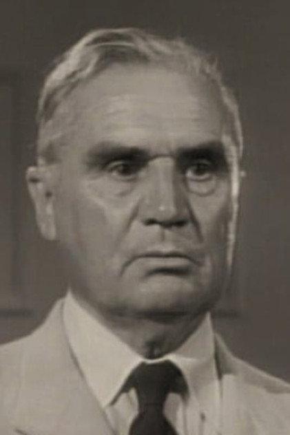 Leonard Willey - Actor Profile Photo