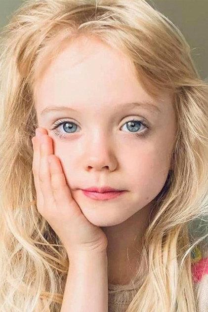 Cadence Compton - Actor Profile Photo