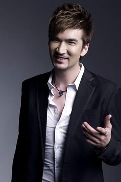 Aniwar Abulayit - Actor Profile Photo