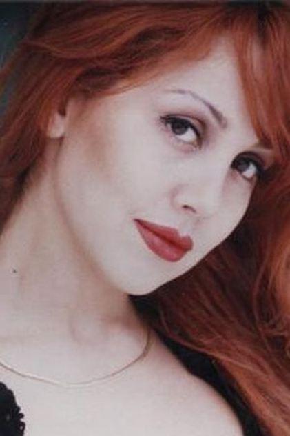 Erika Savastani - Actor Profile Photo