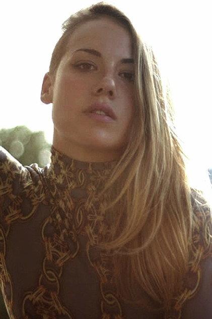 Julia Vandoorne - Actor Profile Photo