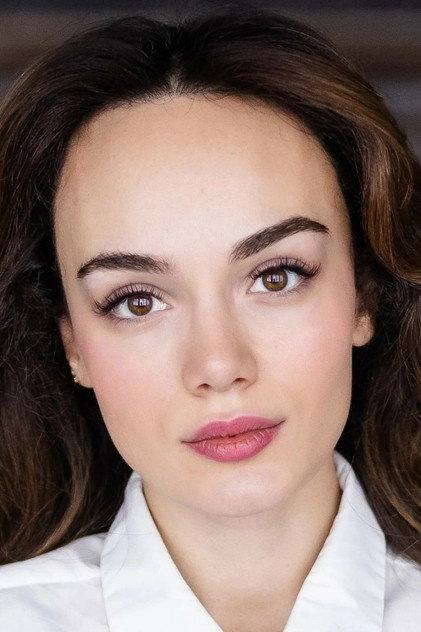 Anna Egoyan - Actor Profile Photo